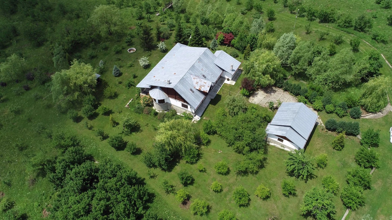 Video - CASA CU DEAL INCLUS