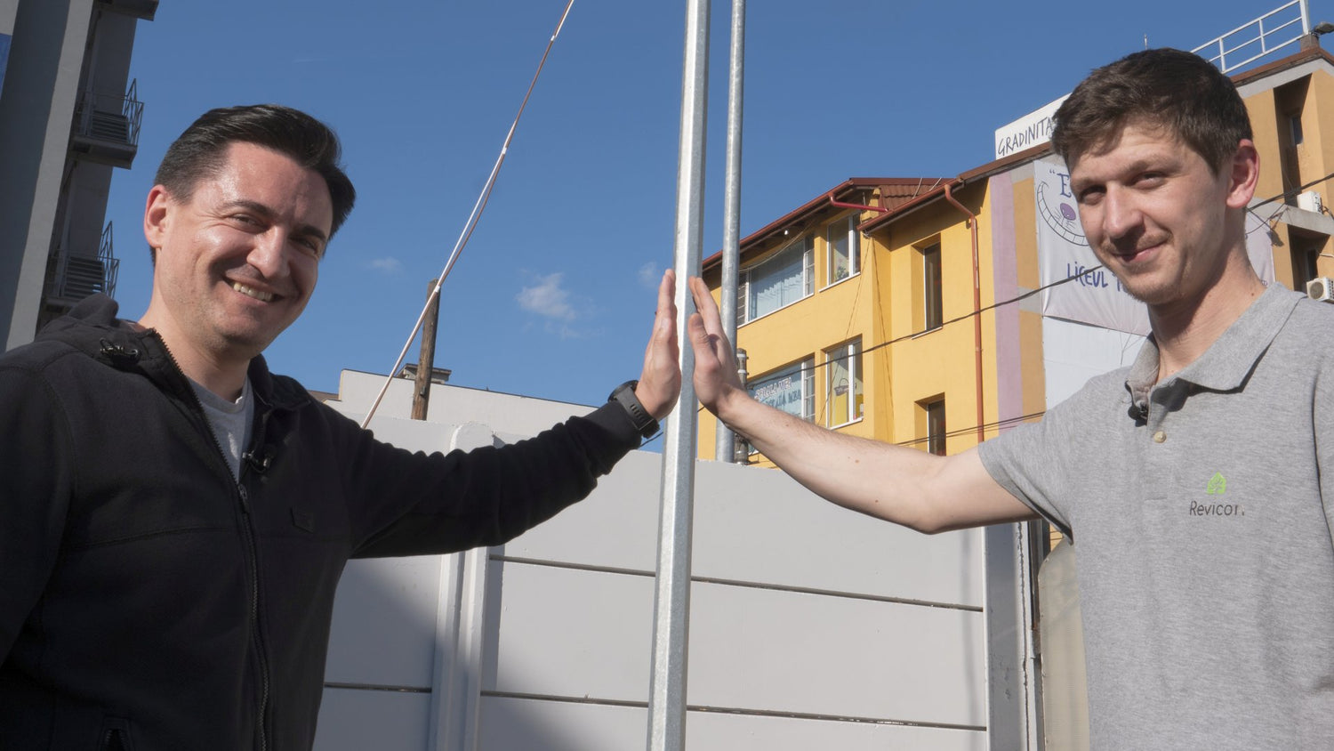 Video - STÂLPUL CARE ORGANIZEAZĂ CABLURILE #CAVALERIAHUB