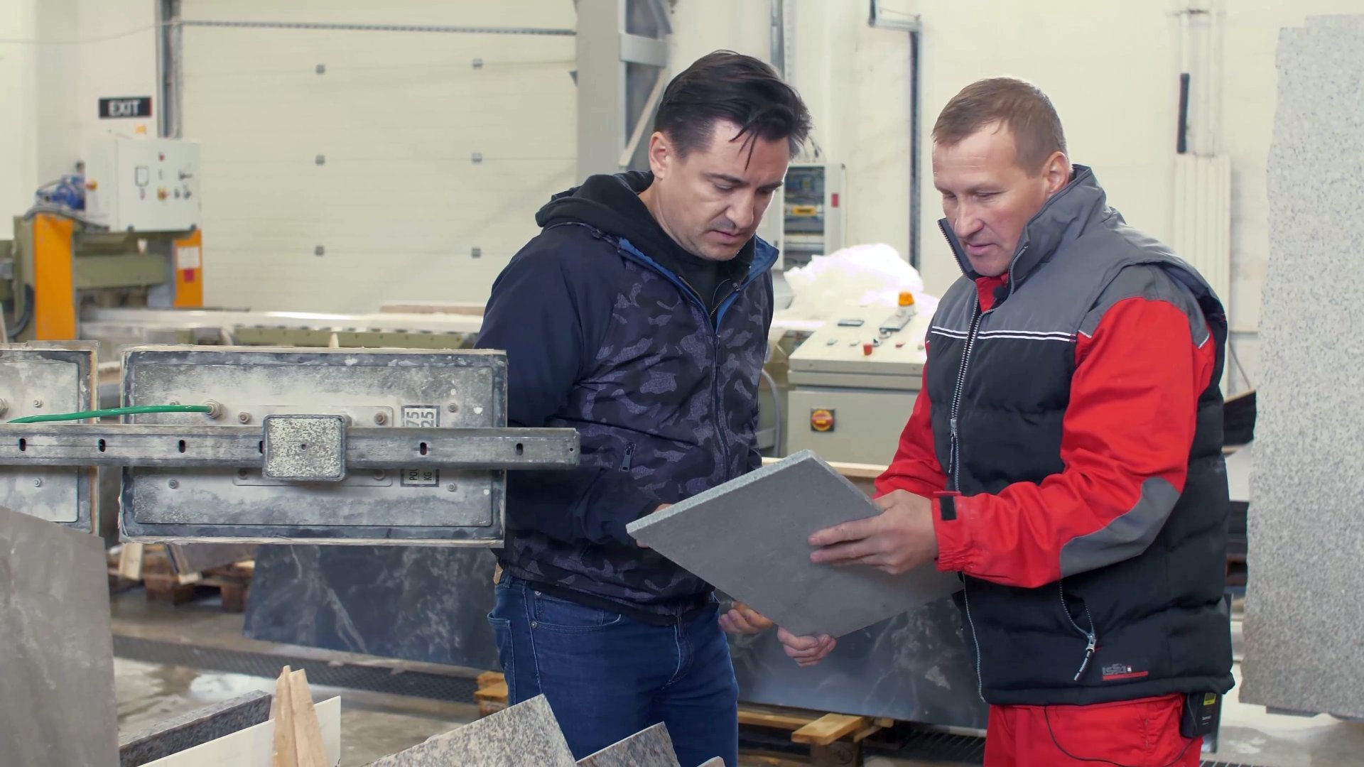 Video - CUM SE TAIE PIATRA