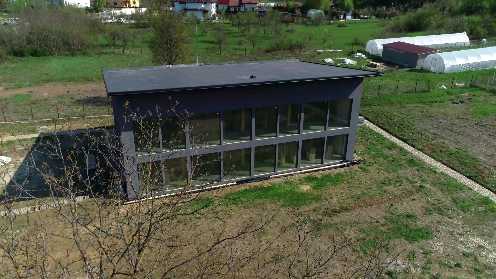 CUM CONSTRUIEȘTI O CASĂ PASIVĂ CU PAIE - CASA RIA