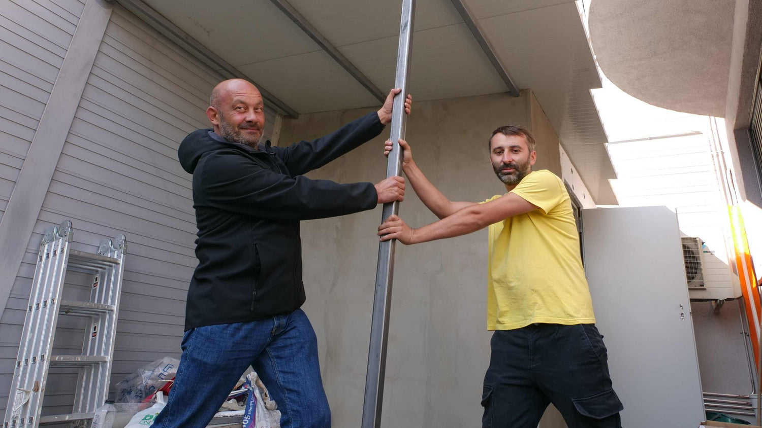 Video - Magazie practică și discretă la #CavaleriaHub