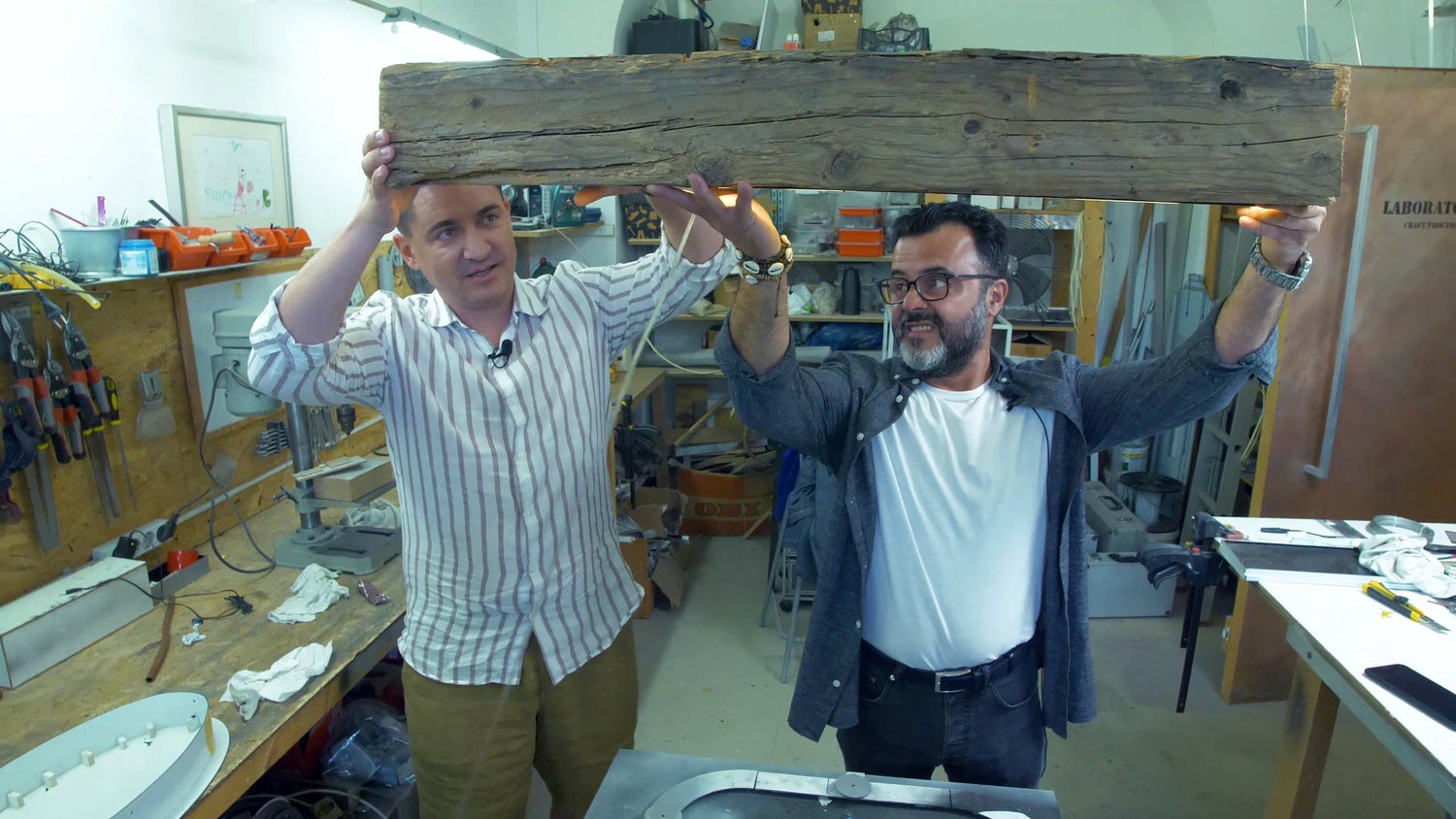 LUMINI DE VIS PENTRU CASA TA